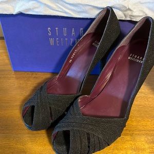 Like new Stuart Weitzman perfect party heel